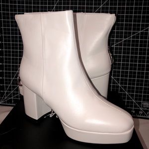Never worn White booties